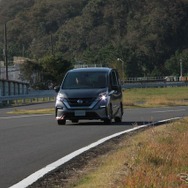 セレナNISMO発表