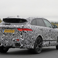 ジャガー F-PACE SVR スクープ写真