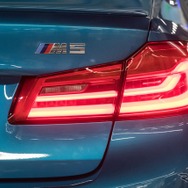 BMW M5 新型の量産第一号車がラインオフ