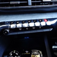 プジョー 5008