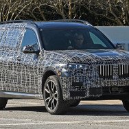 BMW X7 スクープ写真