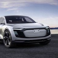 e-tron スポーツバック