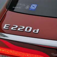 メルセデスベンツ E220dステーションワゴン・アバンギャルドスポーツ
