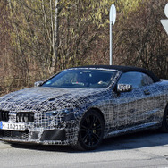 BMW M8カブリオレ スクープ写真