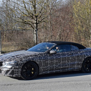 BMW M8カブリオレ スクープ写真