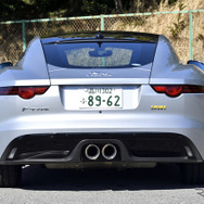 ジャガーFタイプ400スポーツ