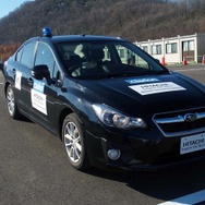 インプレッサをベースにした自動運転の試作車