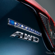 ハイブリッド AWD