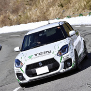 路面と最適解のコンタクトを実現する『TEIN EDFCアクティブ・プロ』の走りとは