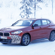 BMW X2 M235i スクープ写真