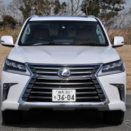 レクサス LX570 2列シート・5人乗り