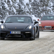 ポルシェ ケイマン GT4 スクープ写真