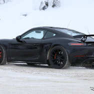 ポルシェ ケイマン GT4 スクープ写真