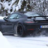 ポルシェ ケイマン GT4 スクープ写真