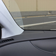 トヨタ・プリウスへ「FOCAL」スピーカーを装着したところ。