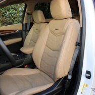 キャデラック XT5クロスオーバー