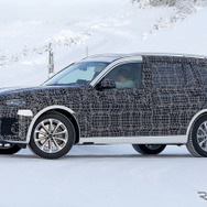BMW X7 スクープ写真