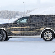 BMW X7 スクープ写真