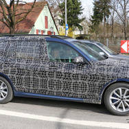 BMW X7 スクープ写真