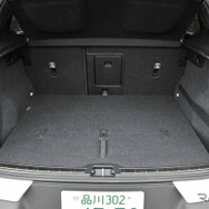 ボルボ XC40