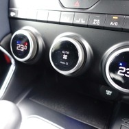 ジャガー E-PACE P250
