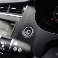 ジャガー E-PACE P250