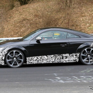 アウディ TT RS 改良新型スクープ写真
