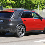 メルセデスベンツ GLE スクープ写真