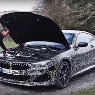 BMW 8シリーズクーペ 新型のティザーイメージ