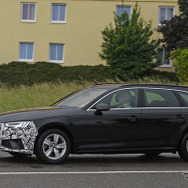 アウディ A4アバント 改良新型スクープ写真