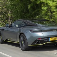 アストンマーティン DB11 AMR
