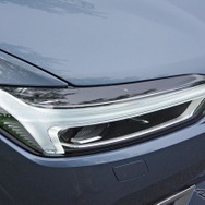 ボルボ XC60 D4 AWD Inscription