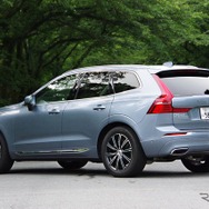 ボルボ XC60 D4 AWD Inscription