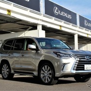 レクサスLX
