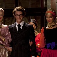 『サンローラン』（C）2014 MANDARIN CINEMA - EUROPACORP - ORANGE STUDIO - ARTE FRANCE CINEMA- SCOPE PICTURES / CAROLE BETHUEL