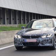 アウトバーンで遭遇したBMW 3シリーズツーリング 次期型プロトタイプ