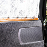 トヨタ センチュリー 新型（ボディカラー：「神威」、内装：ウールファブリック「瑞響」）