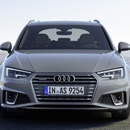 アウディ A4 アバント 改良新型