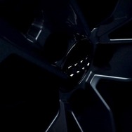 アウディ Q3 新型のティザーイメージ