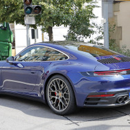 ポルシェ 911 新型（992型）フルヌードスクープ写真