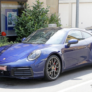 ポルシェ 911 新型（992型）フルヌードスクープ写真