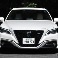 トヨタ クラウン 新型（2.0 RS）