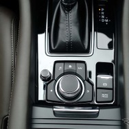 マツダ アテンザセダン 改良新型（XD Lパッケージ AWD）