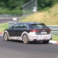 アウディ RS Q8 スクープ動画