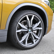 【BMW X2 試乗】ライバル多き戦場、決め手はシャープな走り…諸星陽一