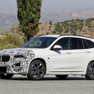 BMW X1 改良新型スクープ写真