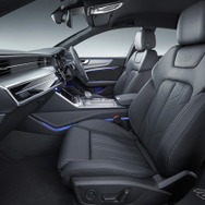 アウディA7スポーツバック新型