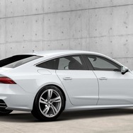 アウディA7スポーツバック新型