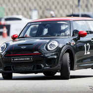 MINI ジョン クーパーワークス 海外試乗会