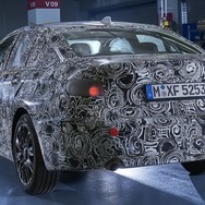 BMW 3シリーズ セダン次期型の開発プロトタイプ